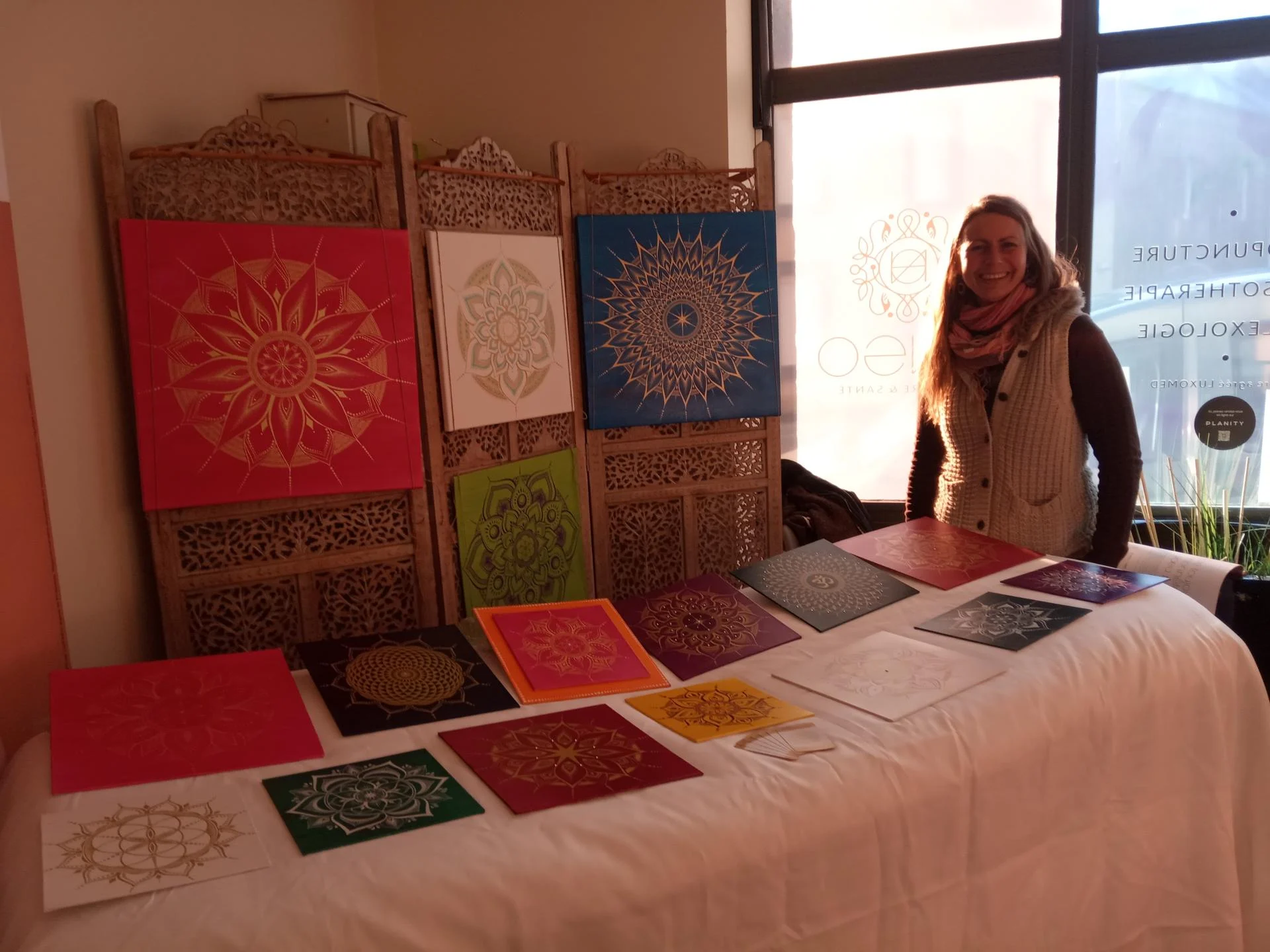 L'Emerveille, D'Elfine artiste-peintre